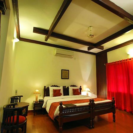 Aalankrita Resort & Convention Secundurabad Екстериор снимка
