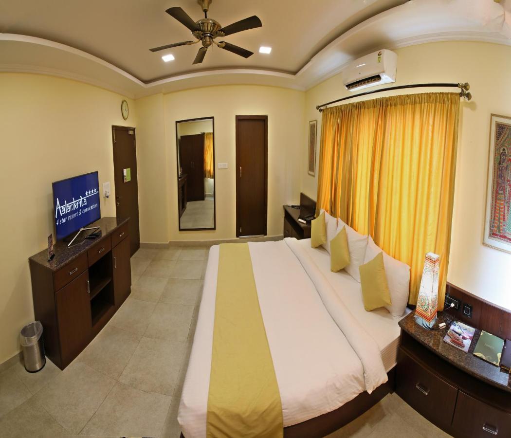 Aalankrita Resort & Convention Secundurabad Екстериор снимка