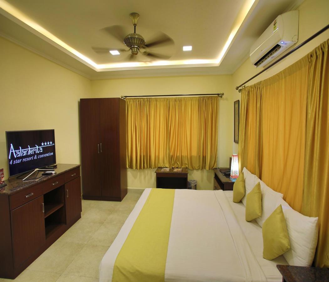 Aalankrita Resort & Convention Secundurabad Екстериор снимка